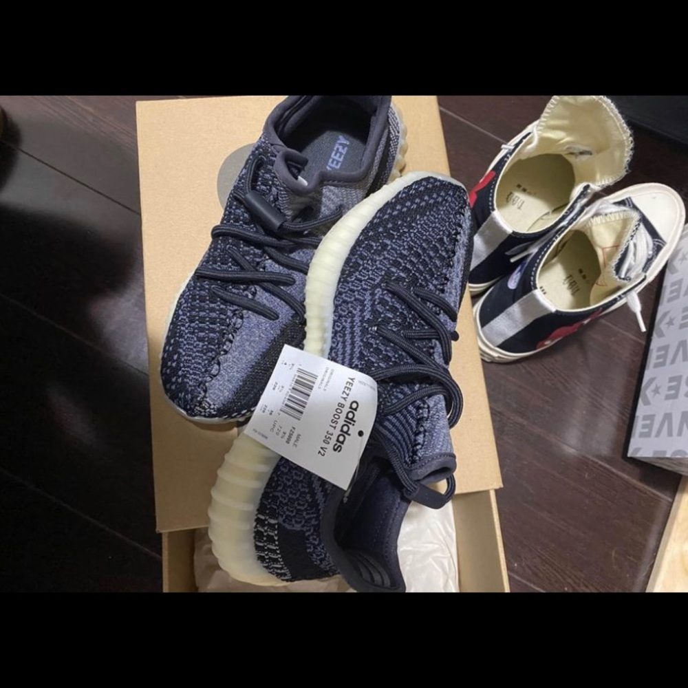 ❌SOLD❌ YEEZY BOOST 350 CARBON